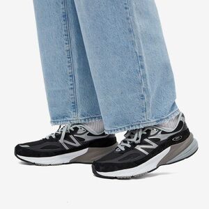 New Balance Womens 990 V6 Casual Sneakers Made in USA
